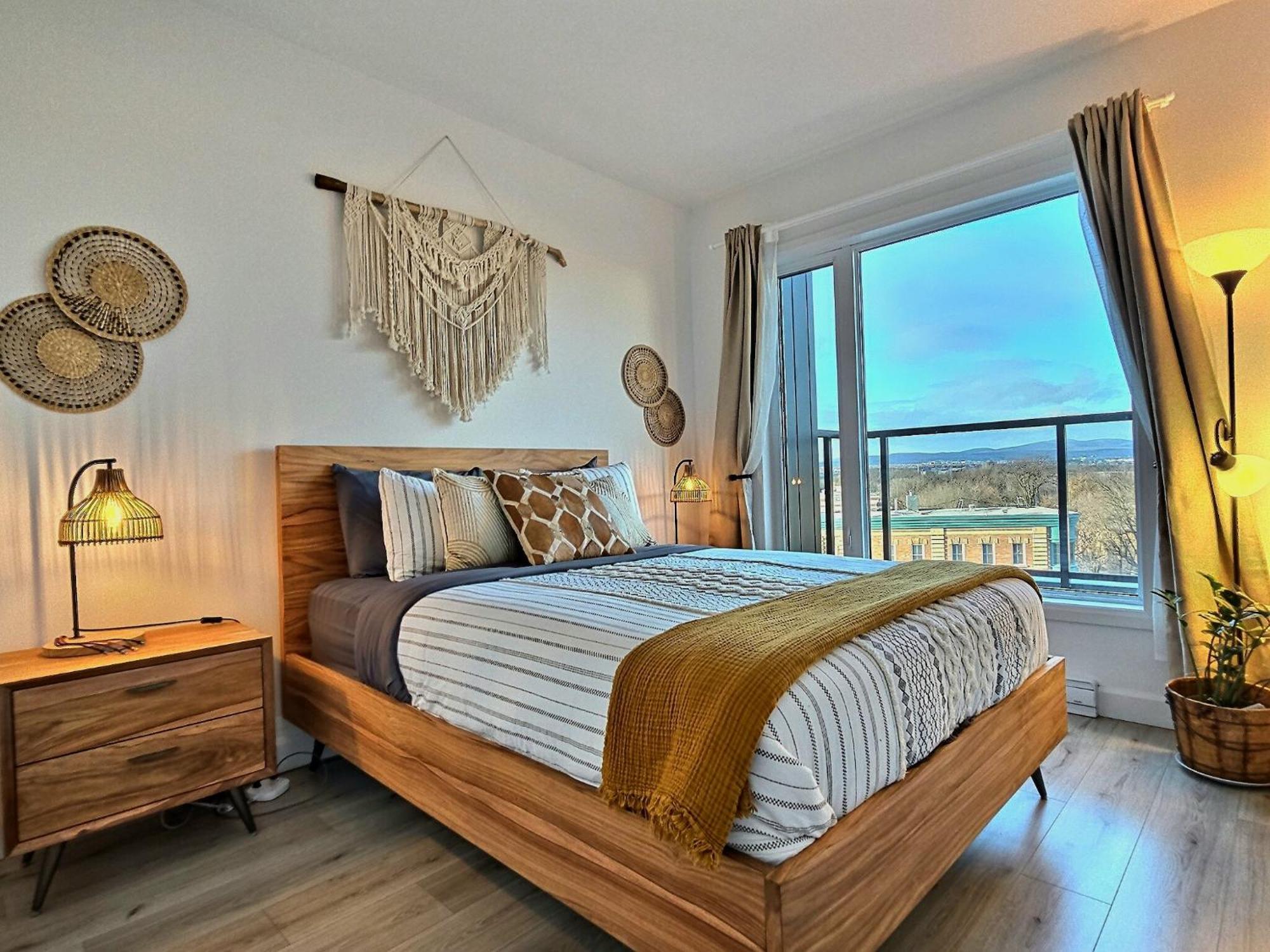 Апартаменты Penthouse With Free Indoor Parking Downtown Квебек Экстерьер фото