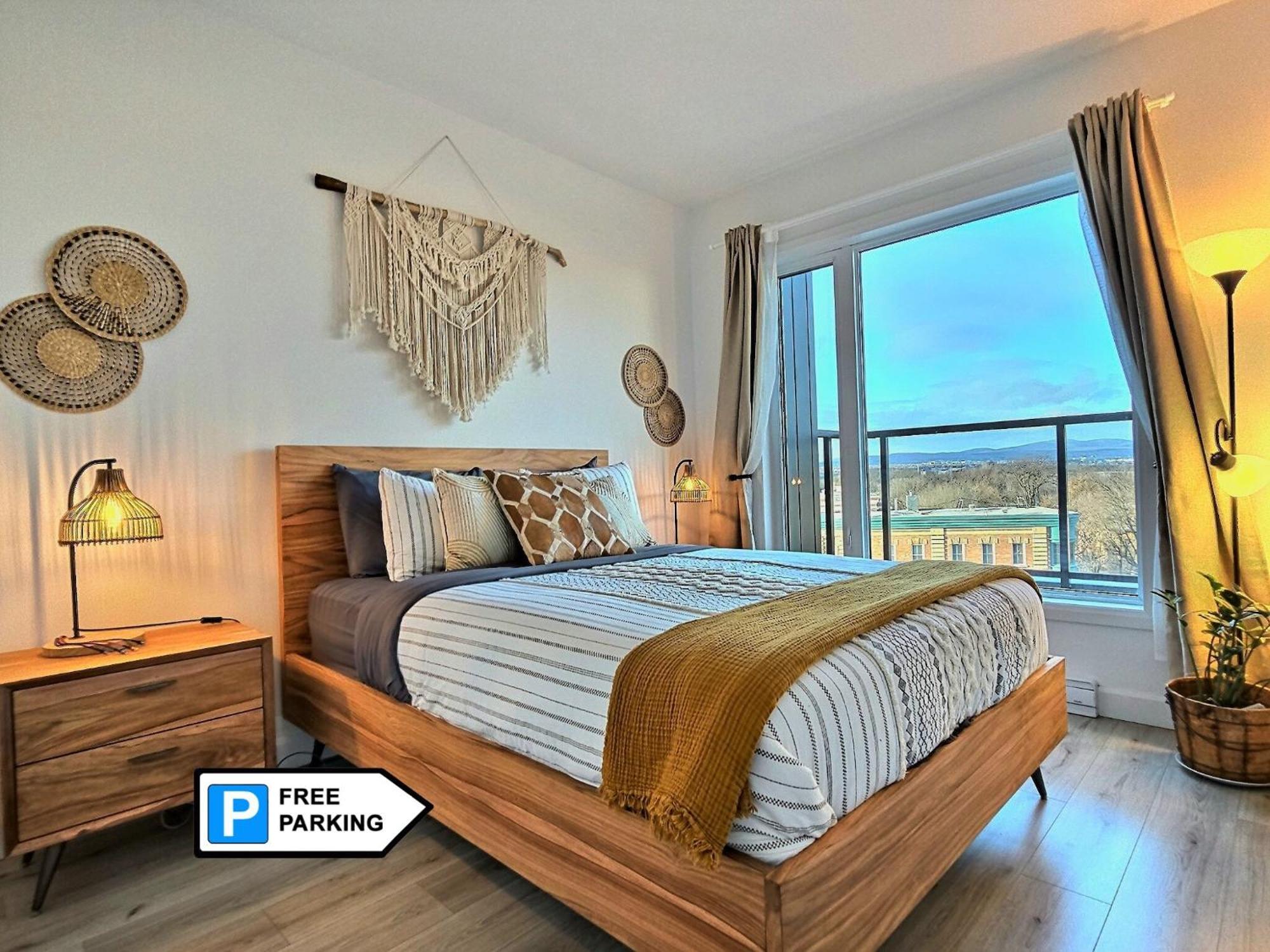 Апартаменты Penthouse With Free Indoor Parking Downtown Квебек Экстерьер фото